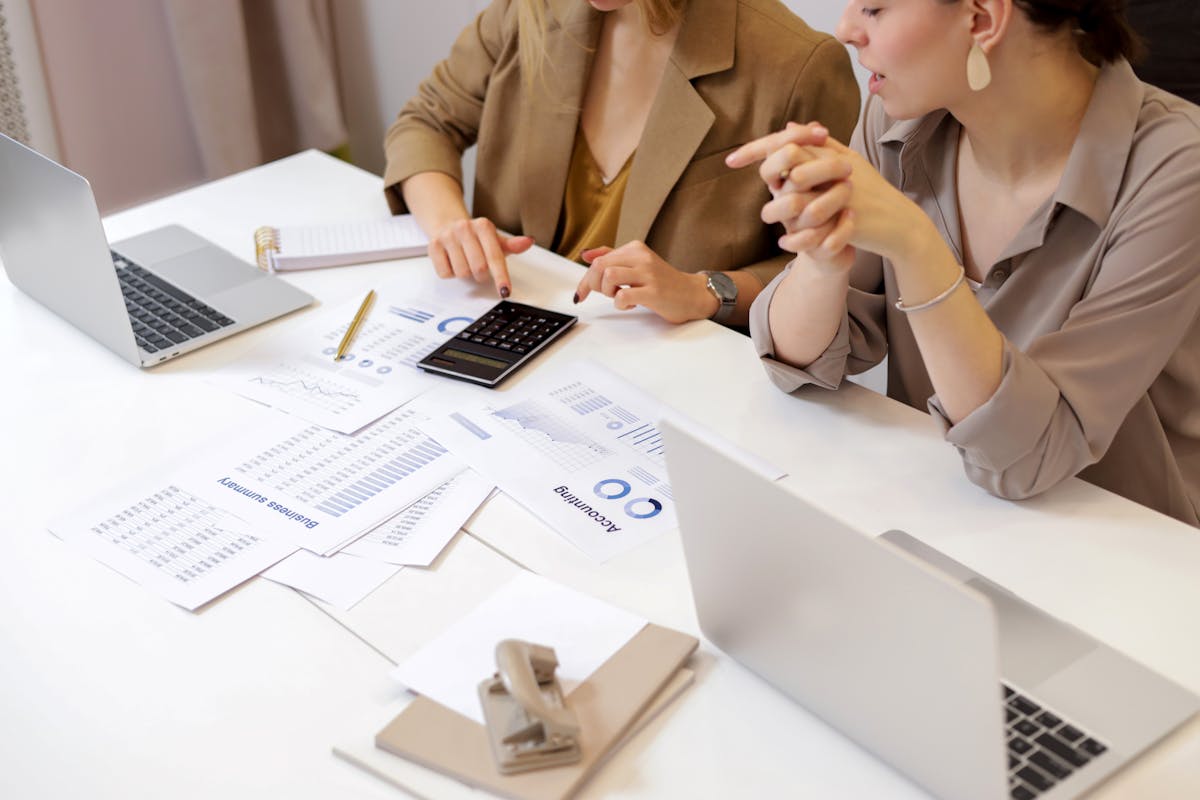 Methods to uncover corrupt practices in a company